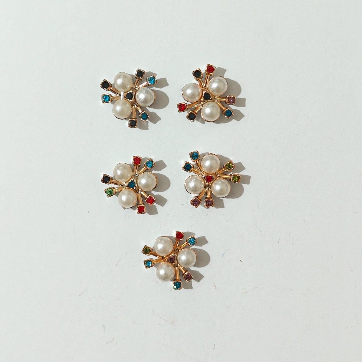 Multi Color Gold Flower Embellishment (5pcs)