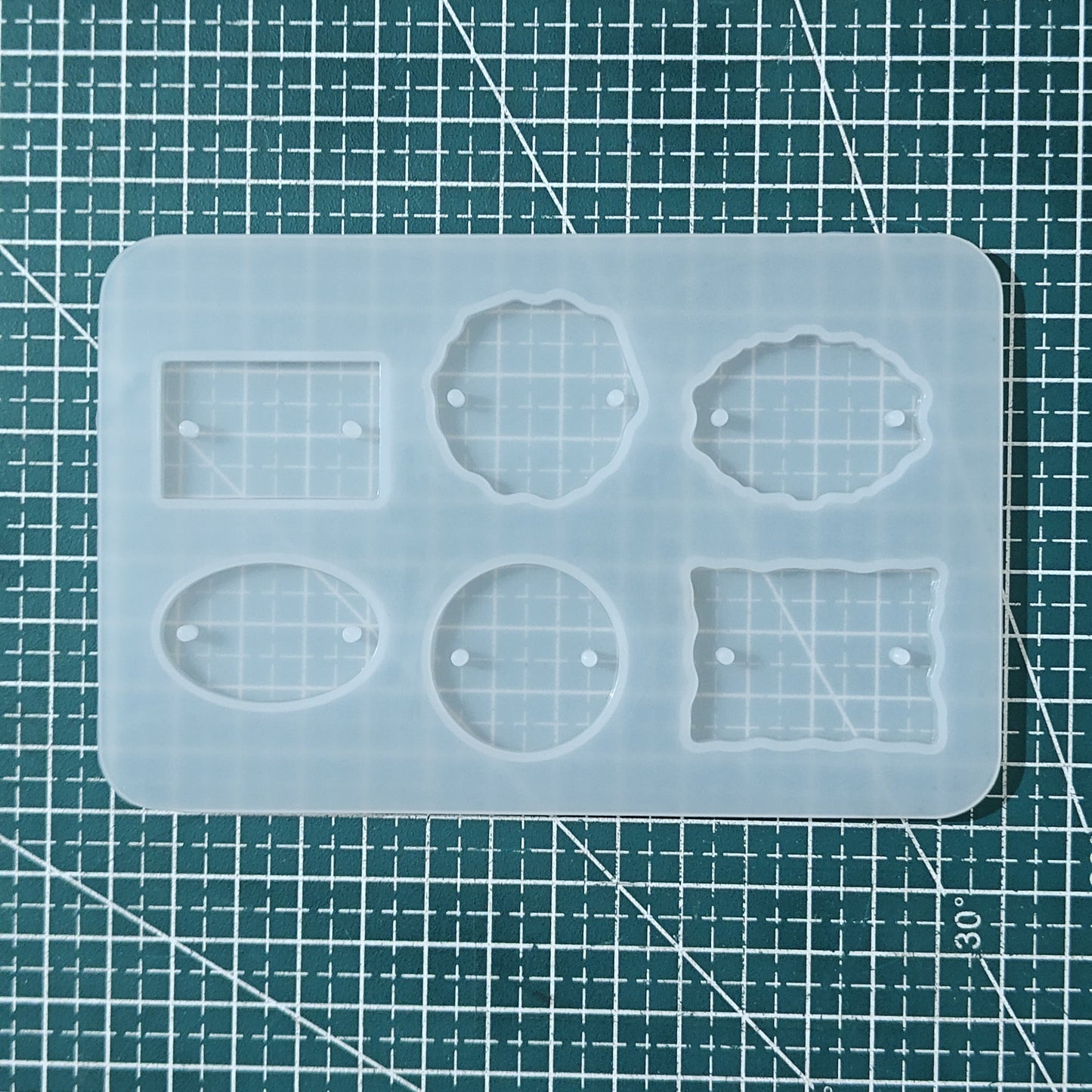 6 Cavity Rakhi Mould