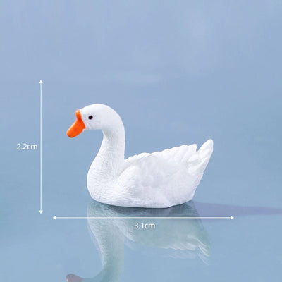 Right-Facing White Goose Miniature