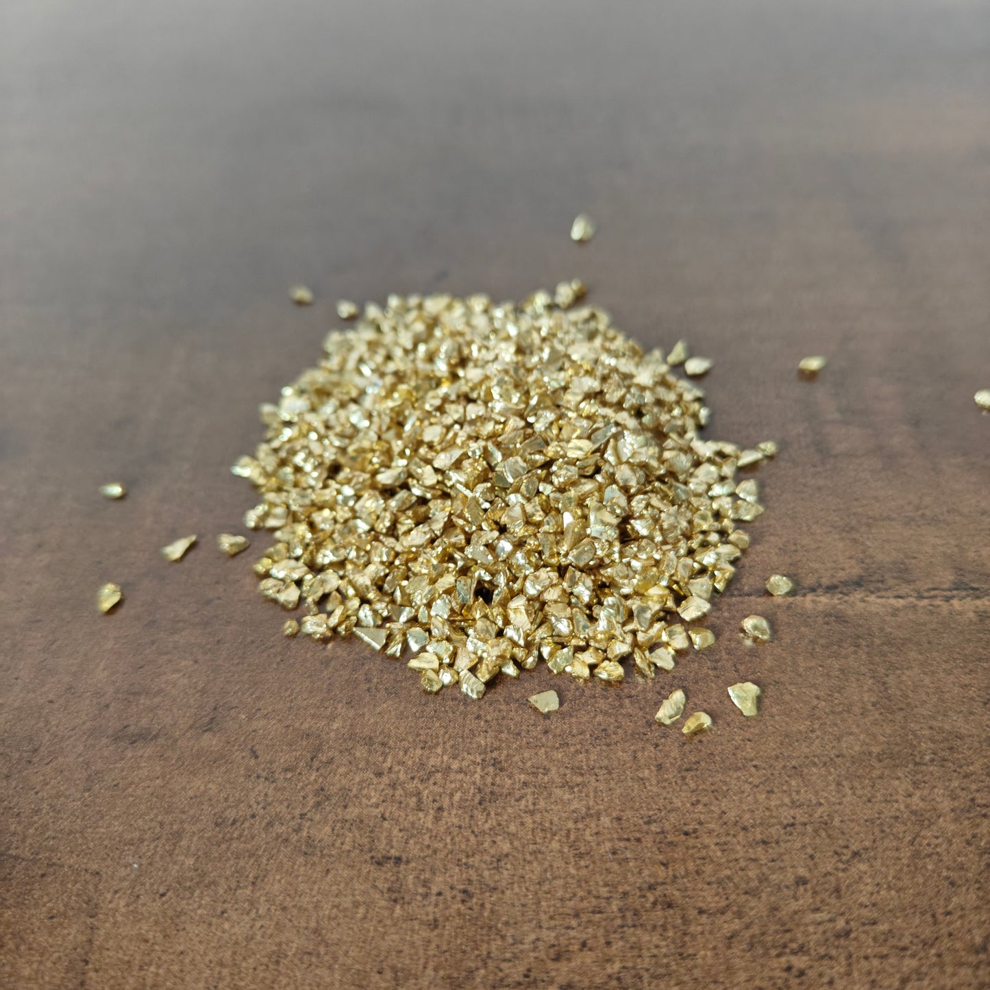 Gold - Metallic Glass Granules (10gm)