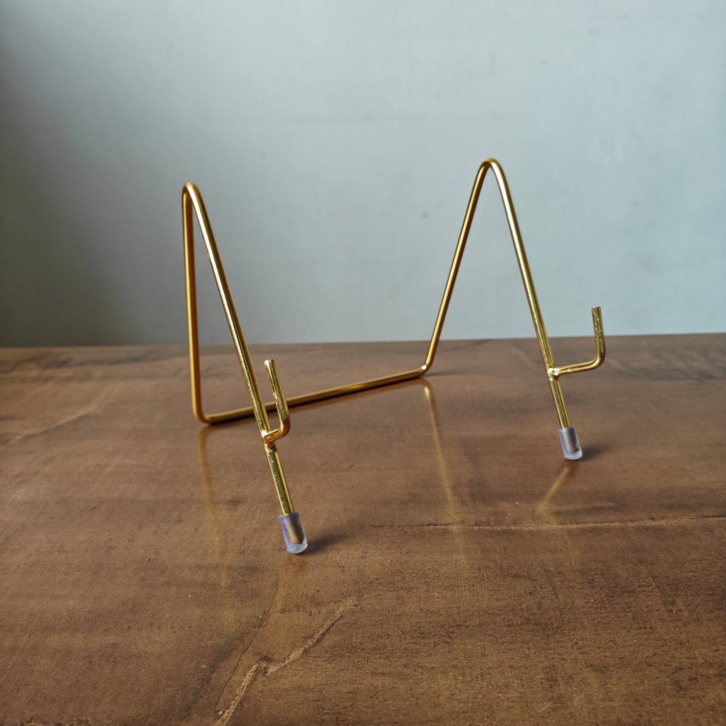 Wire Metal Stand